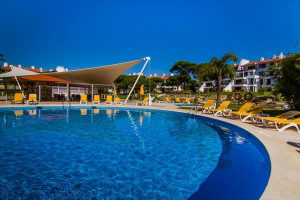 Boa Vida Apartment กัวเตย์รา ภายนอก รูปภาพ